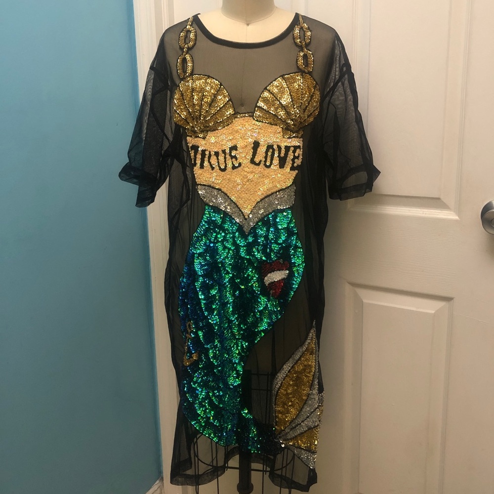 Discount Universe! Mermaid Mesh Dress
